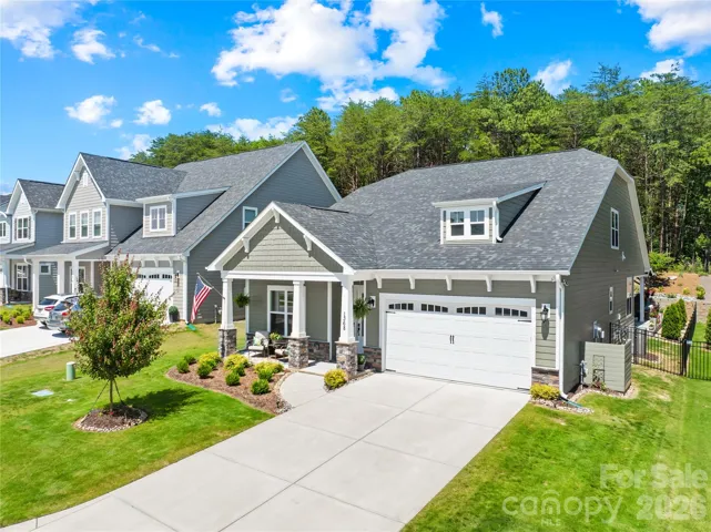 1368 Cedardale Lane
