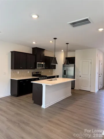 Kitchen with Island