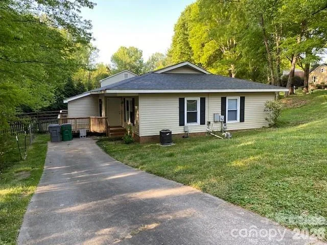 7113 Porterfield- Exterior