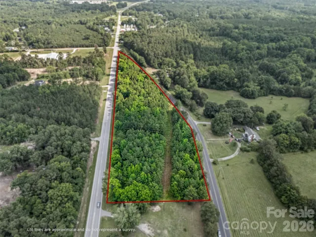 Lot lines are approximate.