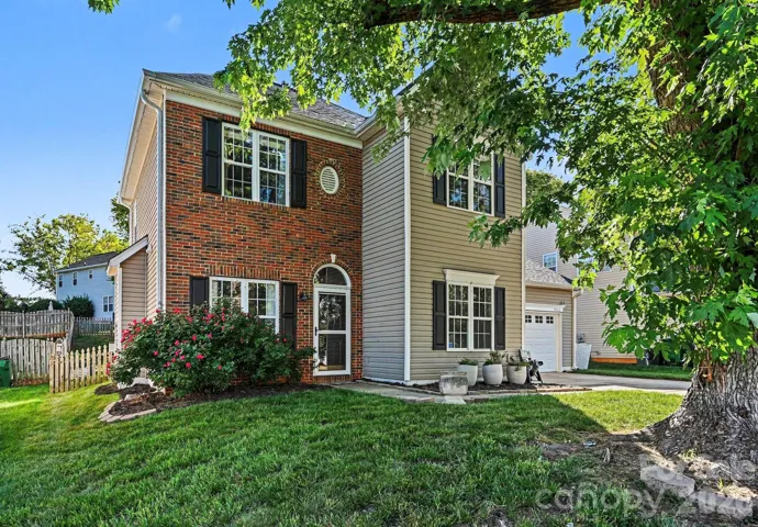 9902 Highlands Crossing Drive