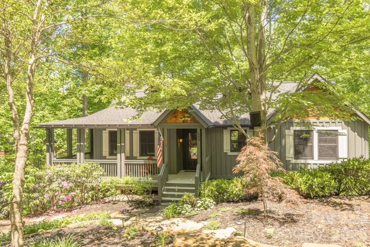 The Dogwood Cottage