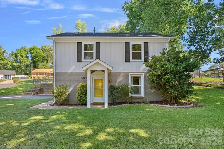 Welcome to 5662 Coulee Pl!