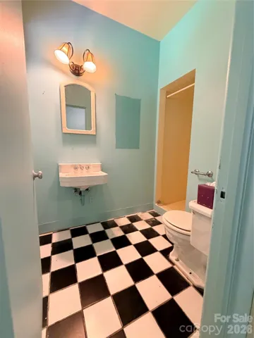 1170