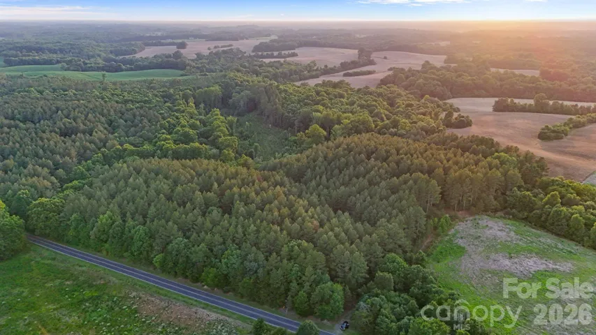 31+ acre private estate in the countryside of Marshville, NC!