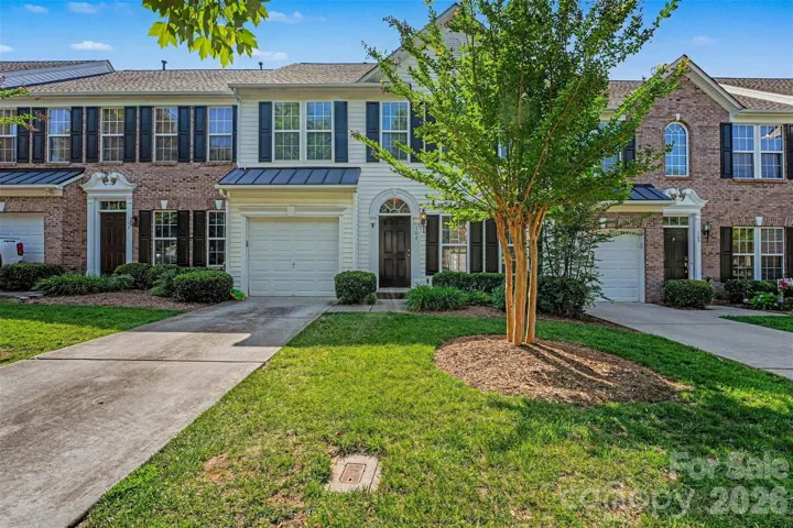 Welcome home to 107 S Arcadian Way in Cypress Landing!