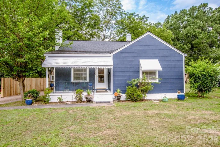 Adorable bungalow