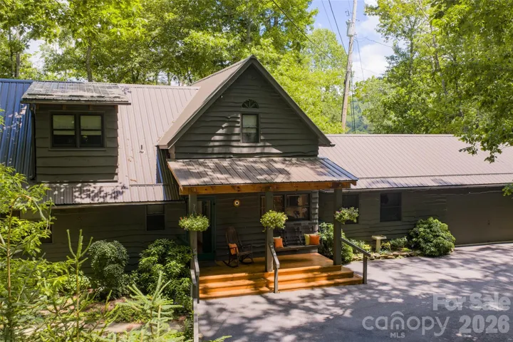95 Ralph Thomas Rd - Front Elevation