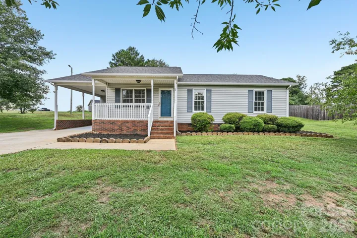 738 McDaniel