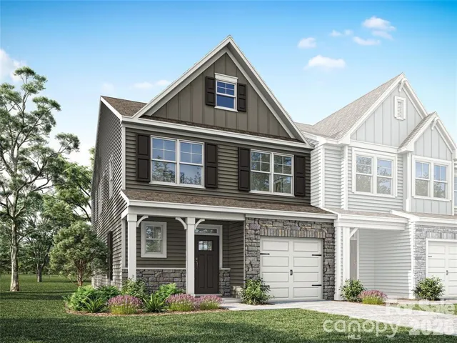 Homesite 109 features a Cary H floorplan