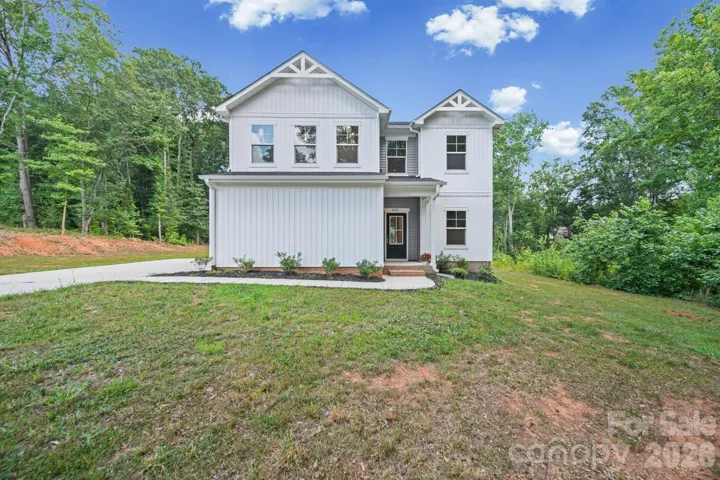 Welcome home to 1412 Hubbard Terrace