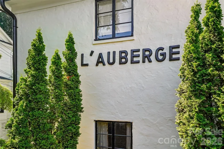 Welcome to L'Auberge Condos!