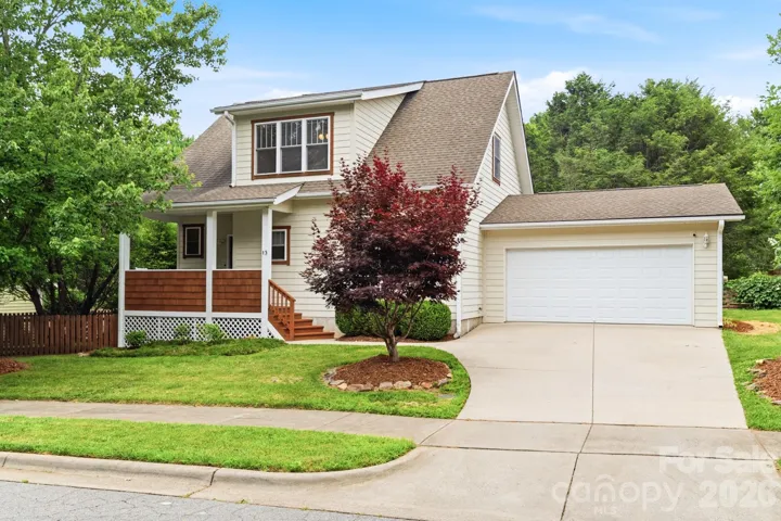 Immaculate Home in Convenient West Asheville