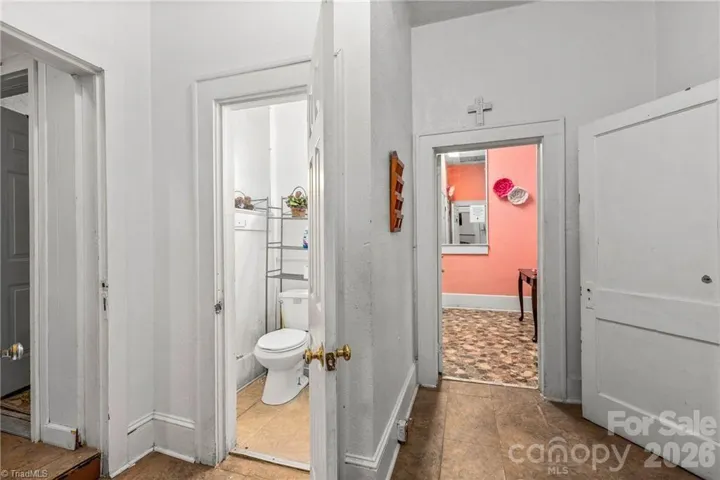 1170
