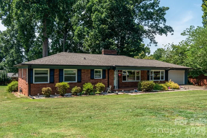 4 Sided Brick Exterior