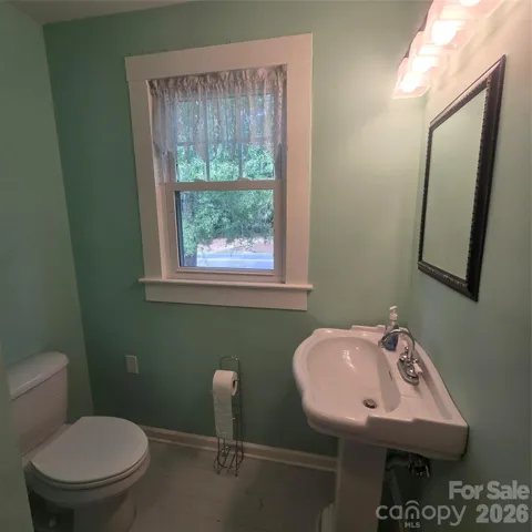1170