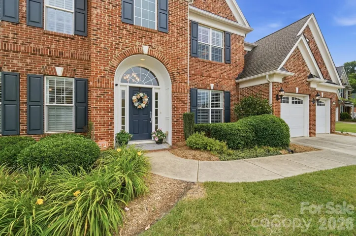 Welcome to 2207 Avenza Drive!