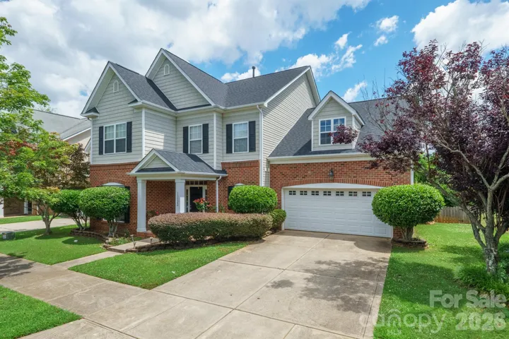 Welcome Home to 13522 McCoy Ridge Drive!