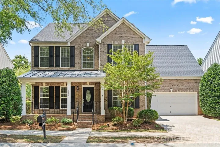 Great Curb appeal!