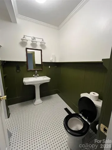 1170