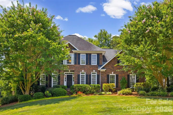 Welcome to 5301 Ravenglass Court