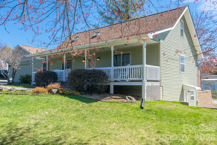 Welcoming Curb Appeal