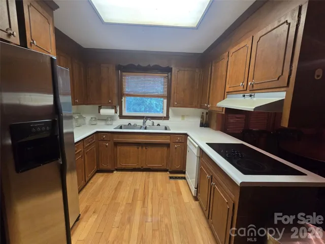 1170