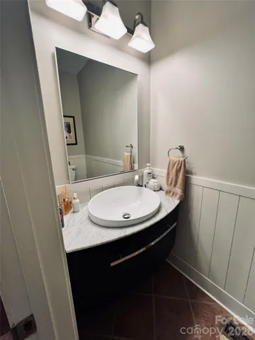 1170