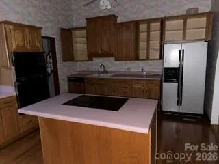 1170