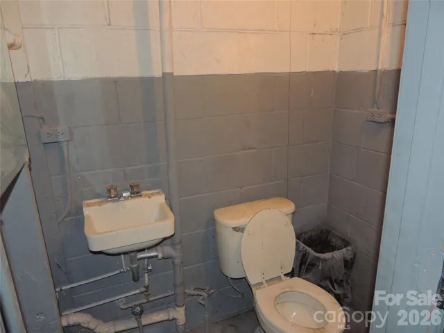1170
