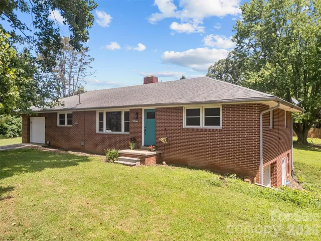 Rare setup with separate driveway and private entrance, ideal for a home business or flexible living