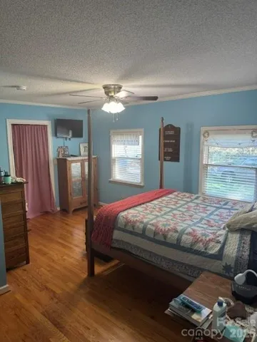 1170