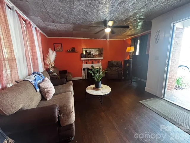 1170