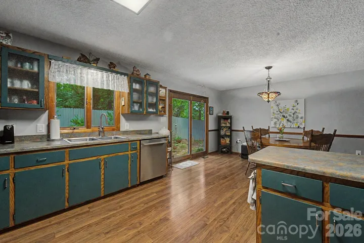1170