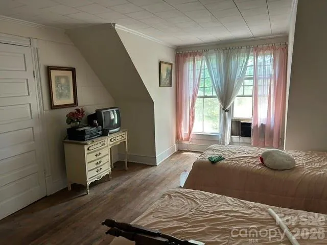 1170