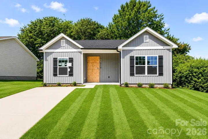 Digitally enhanced; grass digitally replaced.