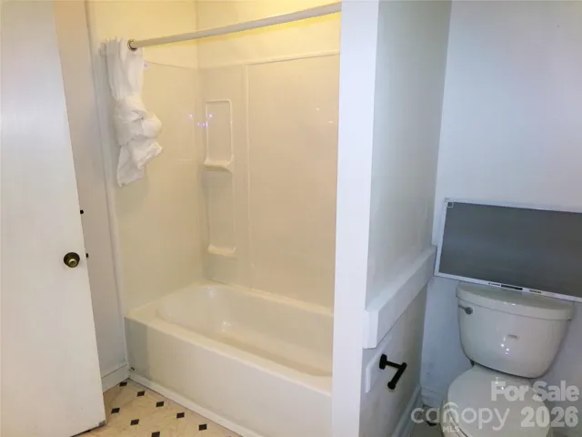 1170