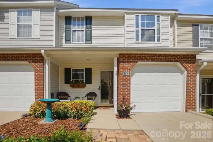 1730 Eagle Ridge