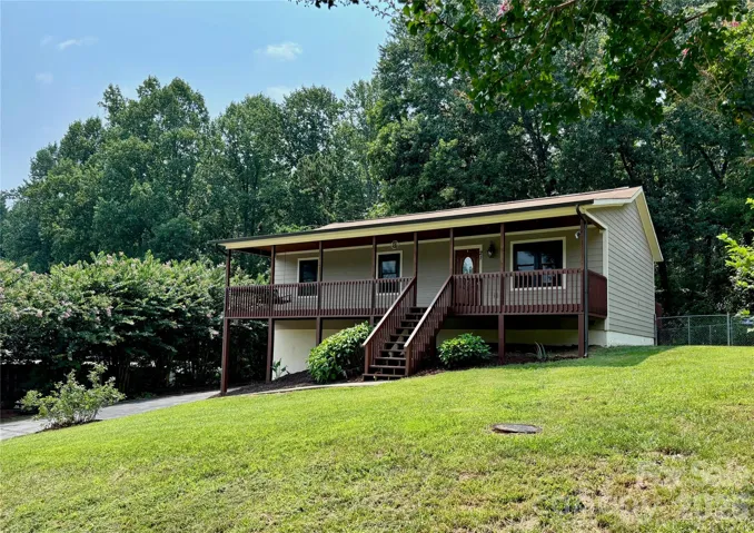 Front of House from Street. 21 Ashwood Drive.