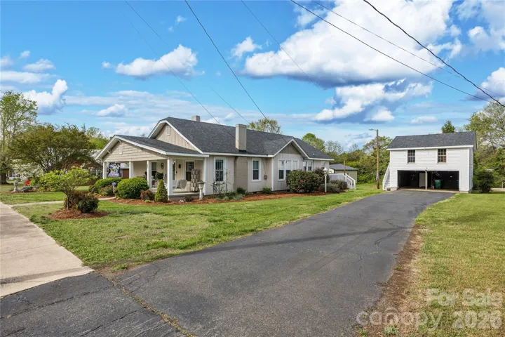 Home with detached 2 car garage