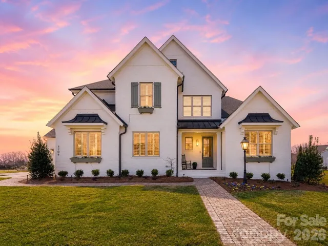 Stunning English Cottage Monterey (Proposed Option)