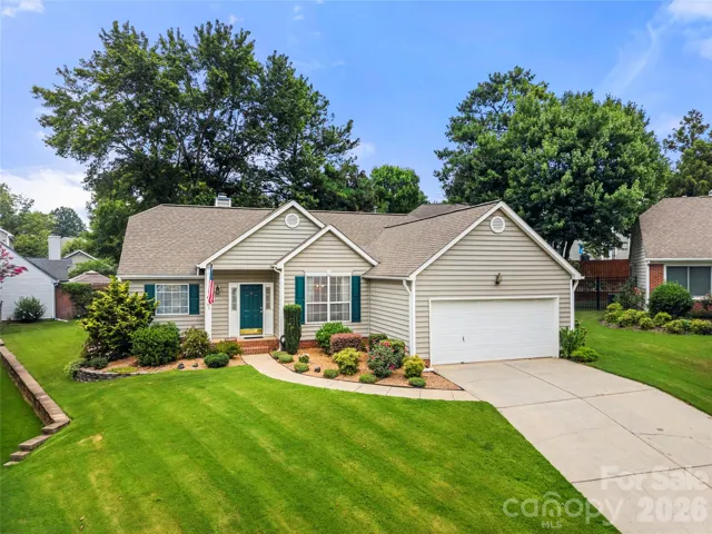 Welcome to 205 Strawberry Knoll Drive!