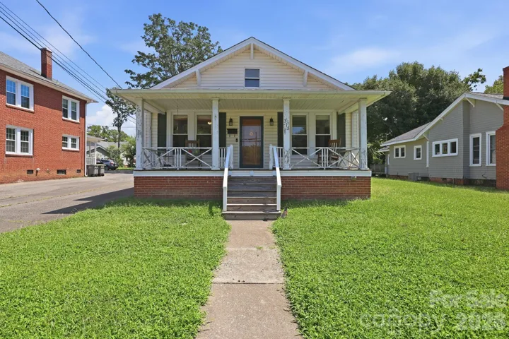 313 S Ridge Ave