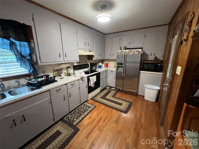 1170