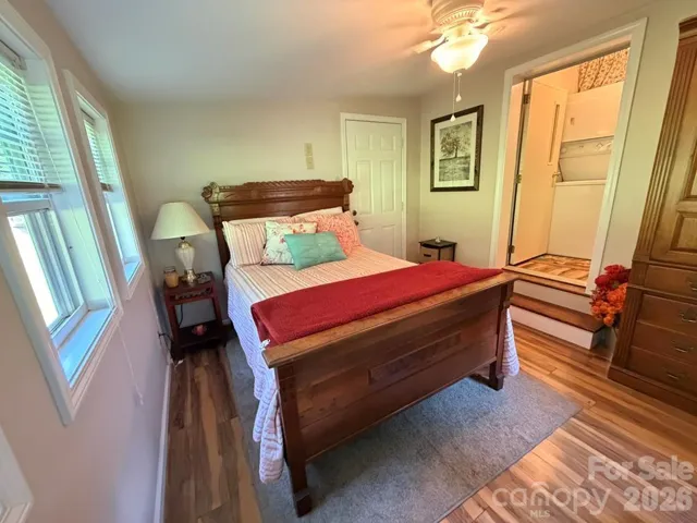 1170