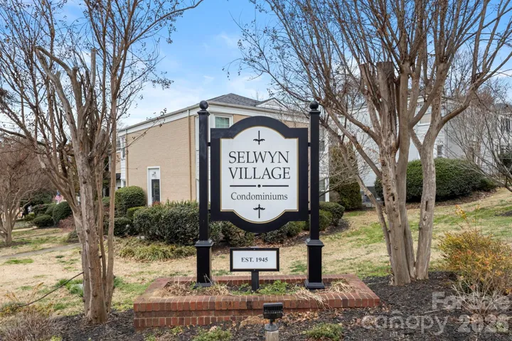 Welcome to Selwyn Village in Myers Park! Located next to Little Sugar Creek Greenway