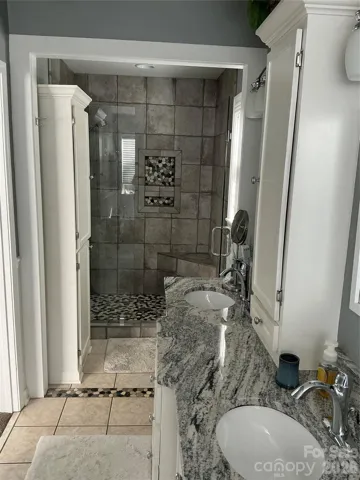 1170