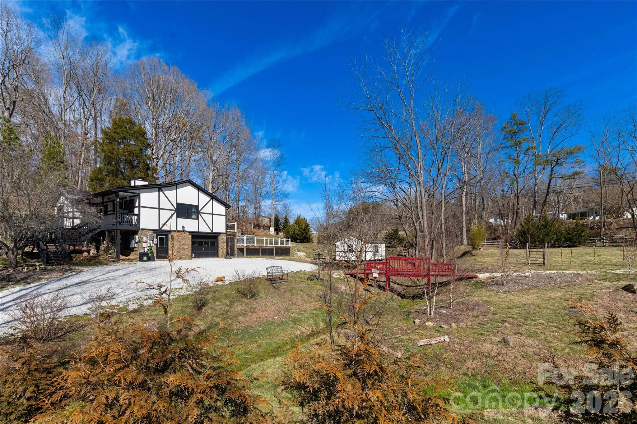 5 Northlake Drive, Weaverville, North Carolina 28787