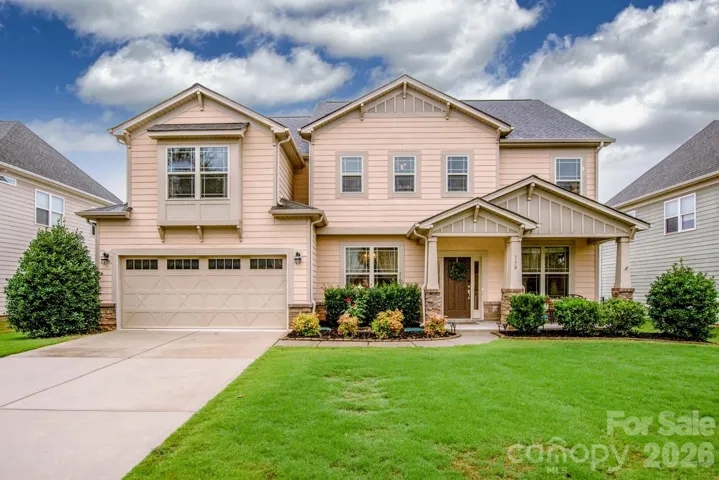 Gorgeous home on a flat lot