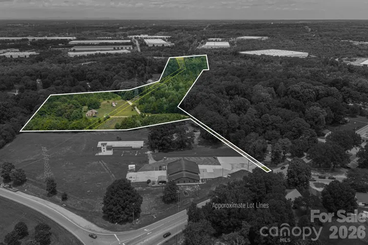 Aerial view with lot lines and ROW marked